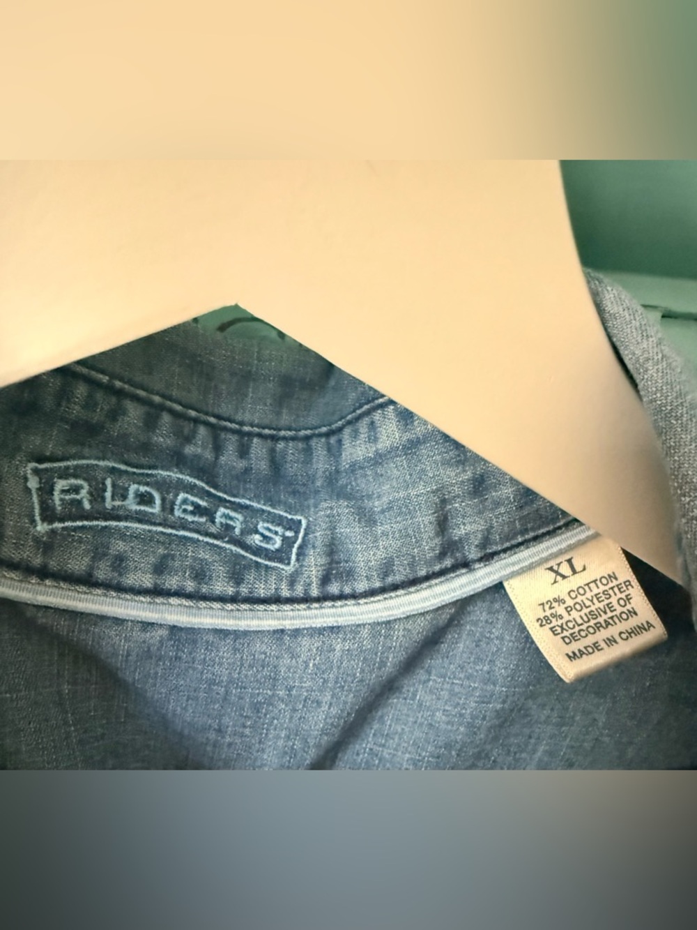 Women's Denim Blouse - Picture 5 of 5